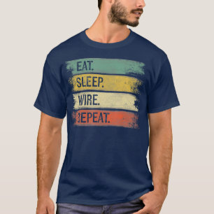 Lustigt elektrikerska gåvor - Upprepad sömntråd T Shirt