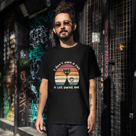 Lustigt en katt äger mig t shirt