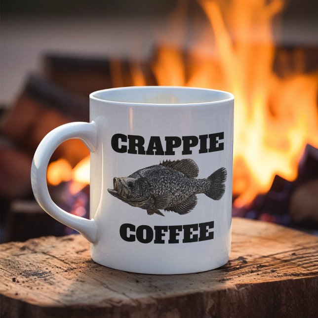 Lustigt fiske Crappie Coffee Pun Angler utomhus Kaffemugg (Cute and Punny Crappie Fishing Themed Coffee mug for the avid angler who loves a good pun.)