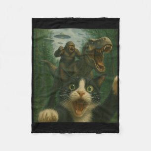 Lustigt förvånad Skrämt Cat Selfie T-rex Dinosaur Fleecefilt
