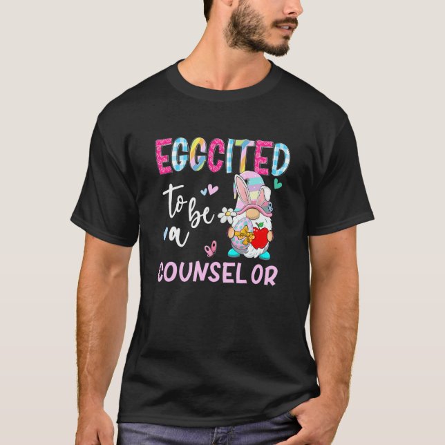 Lustigt Gnome Eggted som rådgivare i Bunny Easte T Shirt (Framsida)