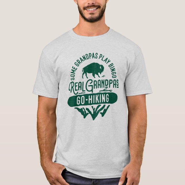 Lustigt Hiking-citat för Grandpa och Pappa T Shirt (Framsida)