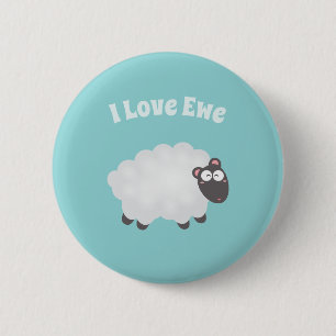 Lustigt i Kärlek Ewe Cute Fluffy White Sheep Whims Knapp