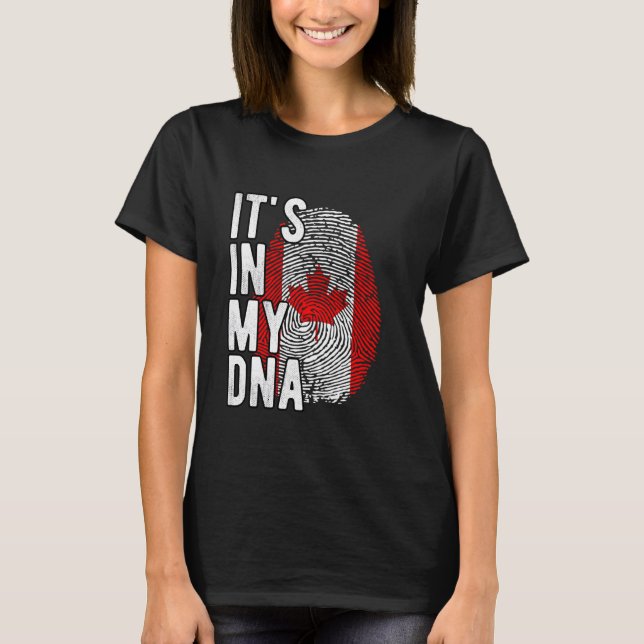 Lustigt i min DNA Canada flagga Fingerprint T Shirt (Framsida)