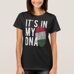 Lustigt i min DNA-flagga Fingerprint T Shirt
