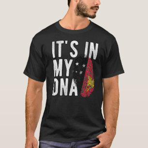 Lustigt i min DNA Papua Nya Guinea flagga Fingerp T Shirt