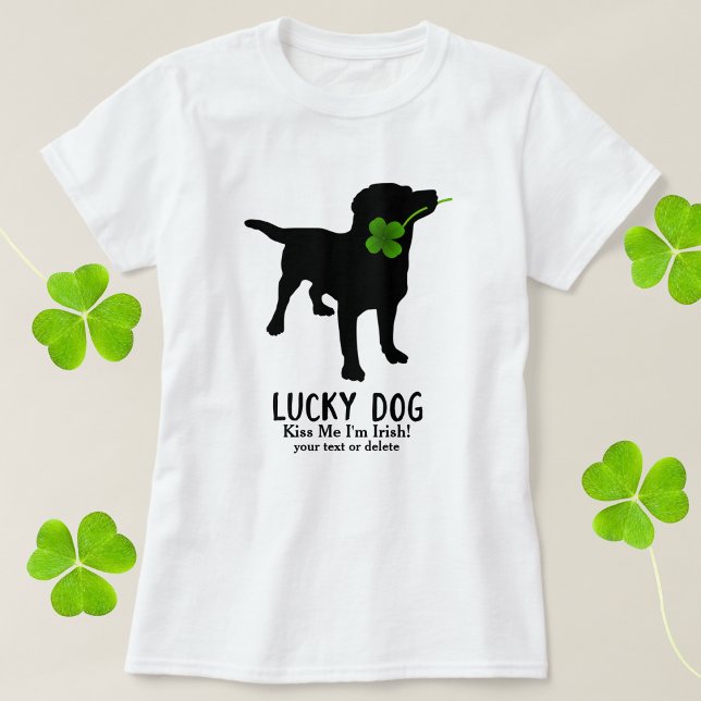Lustigt Irish St. Patrick's Day Svart lab Lucky Hu Tee Shirt (Skapare uppladdad)