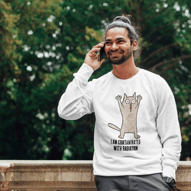 Lustigt "Jag är smittad med strålning" Kattlapp T Shirt (Funny 'I Am Contaminated with Radiation' Cat Meme T-Shirt)