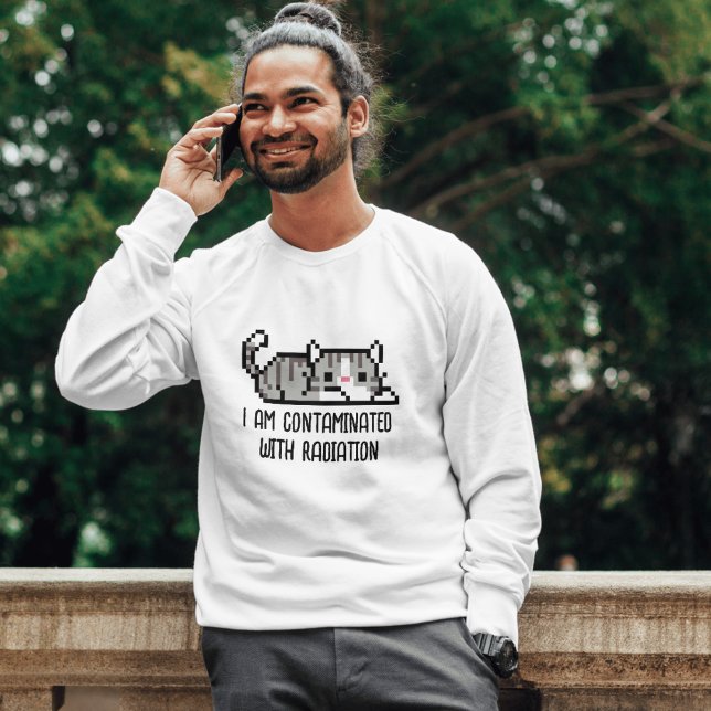 Lustigt "Jag är smittad med strålning" Kattlapp T Shirt (Funny 'I Am Contaminated with Radiation' Cat Meme T-Shirt)