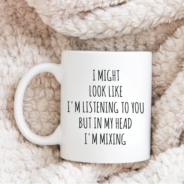 Lustigt Jockey för Anpassningsbar, funderar på att Kaffemugg (Skapare uppladdad)