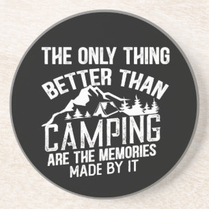Lustigt kamper-slogan sommarcampingcitat underlägg