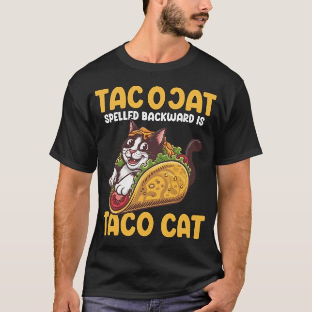 Lustigt Kattdjur TacoCat som är stavat bakåt är Ta T Shirt (Framsida)