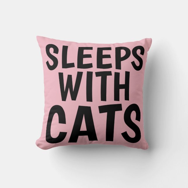 Lustigt kattfylleri, SLEEPS MED KATT Kudde (Framsida)