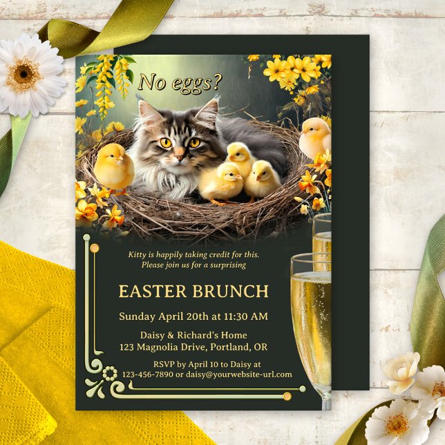 Lustigt kattnummer Eggs Påsk Bubbles och Brunch Inbjudningar (Funny Bubbles & Brunch Easter invitation featuring a cute kitty taking care of baby chicks)
