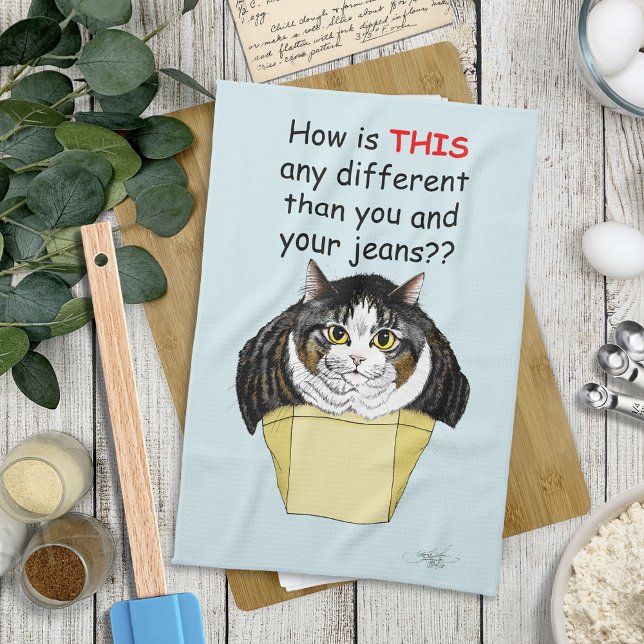 Lustigt Knubbig Tabby katt Box Kökshandduk (Skapare uppladdad)