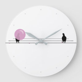 Lustigt kute Rosa Bubble Gum Birds på en vit vadd Stor Klocka