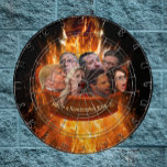 Lustigt MAGA Republican Fan i en handkorg 2024-25 Darttavla<br><div class="desc">Lustigt MAGA Republicans helvetet i en handkorg 2024-25 Dart Board har en basket-fullt av dagens största MAGA-republikaner (de flesta med munnen öppna),  Trump,  JD Vance,  Marjorie Taylor Greene,  Lauren Boebert,  Mike Johnson,  Ted Cruz och Mitch McConnell,  när de skjuter upp sig runt. Roligtens gåva till liberaler. Eller olurade Konservativ.</div>