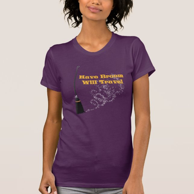 Lustigt med Broom kommer att resa Halloween Shirt Tee Shirt (Framsida)