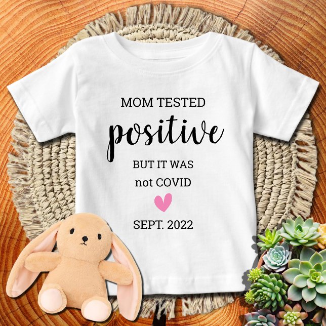 Lustigt meddelande om Gravid T Shirt (Skapare uppladdad)