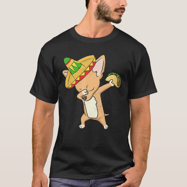 Lustigt mexikanskt Chihuahua Hund Taco Dabbing Cin T Shirt (Framsida)