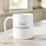 Lustigt minialistiskt med Pickleball-typografi Kaffemugg<br><div class="desc">Njut av kaffet med en liten bit humor med den fina Pickleball Typografi som är enkel, minimalistisk kaffe Mugg. Den här snyggten mugg har en ren, minimalistisk utformning med ett gigantiskt pickleball ord som ger ansikte ett leende. Det är perfekt för din morgonbrö eller eftermiddagste. Det bekväma handtaget och den...</div>