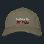 Lustigt Mr Höger Quote Vintage Oliv grönt Cute Broderad Keps<br><div class="desc">Personlig Mr. Höger,  District Threading Distress Rustic Chino Twill Cap,  broderat in lila and white...  En coola party-medhjälpare.</div>