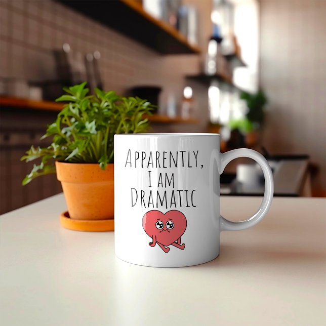 Lustigt nog är jag dramatisk kaffemugg (Skapare uppladdad)