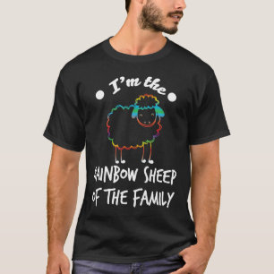 Lustigt nog är jag familjens HBT-Q-fågel. T Shirt