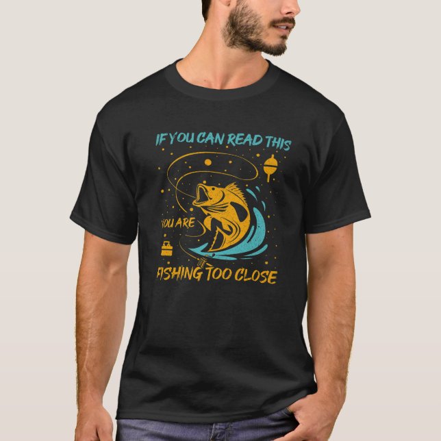 Lustigt om du kan läsa det här, så fiskar du efter t shirt (Framsida)