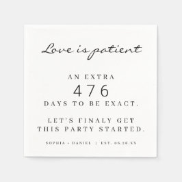 Lustigt pandemiskt Bröllop efter Kärlek är patient Pappersservett