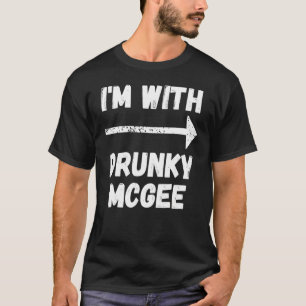 Lustigt par St patricks day jag är med Drunky Mcge T Shirt
