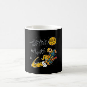 Lustigt pojke som surfar i rymden till måne kaffemugg