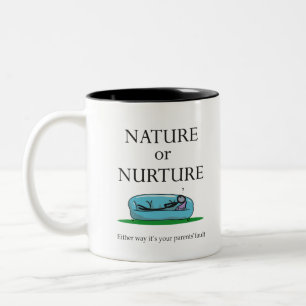 Lustigt psykologiskt naturfenomen eller naturvård Två-Tonad mugg