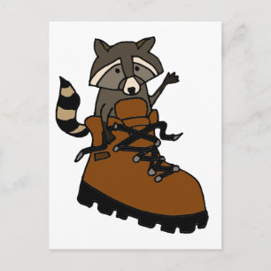 Lustigt Raccoon i Hiking Boot Vykort