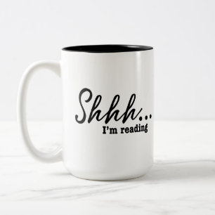 Lustigt Shhh... Jag läser Reader Två-Tonad Mugg