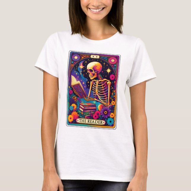 Lustigt Skeleton Reader Tarot T Shirt (Framsida)