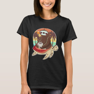 Lustigt Sloth Riding Turtle som dricker sitt T Shirt