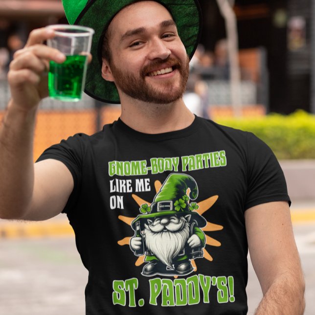 Lustigt St. Patrick-Dag-design med Gnome T Shirt (Gnome-Body parties like me on St. Paddy's!)