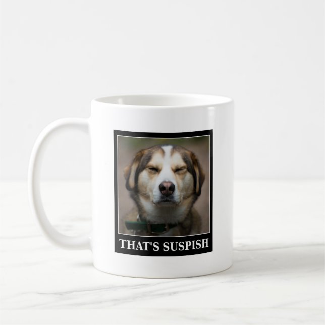 Lustigt Suspish Hund Meme Kaffemugg (Vänster)