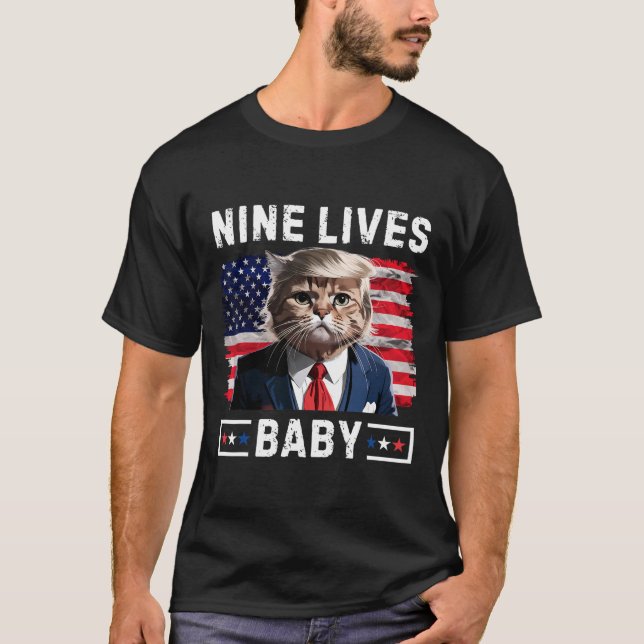 Lustigt trumfkort 9 Lives Baby-lustiga röstning fö T Shirt (Framsida)