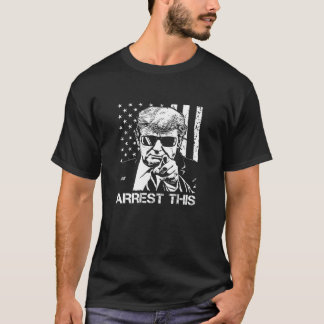 Lustigt Trump Arrest The American Flagga Trump 202 T Shirt