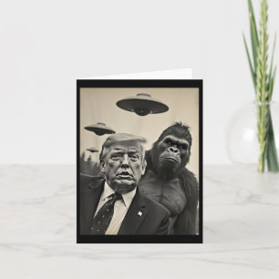 Lustigt Trump Bigfoot Selfie med Ufos Konstig Alie Kort