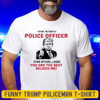 Lustigt Underbarare polisstation T-Shirt