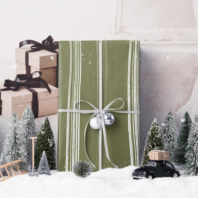 Lux jul White Rand på Grönt Presentpapper (Elevate your gifts with our Lux Christmas White Stripes on Green wrapping paper for a festive touch!)
