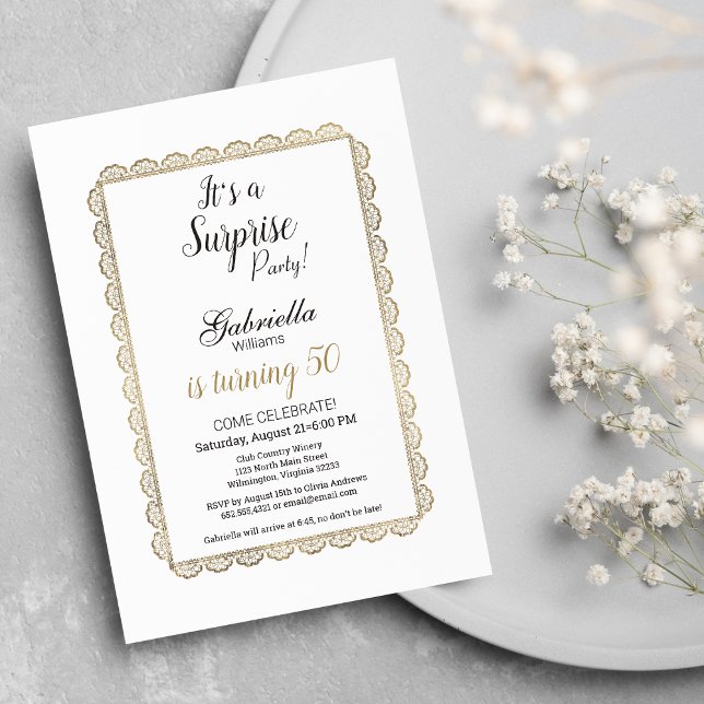 Luxaktig vit chic guld blommigt snöre Surprise Par Inbjudningar (Luxury white chic gold floral lace Surprise Party )