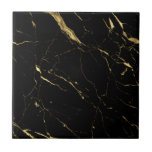 Luxe Black och Guld Marble Kakelplatta<br><div class="desc">En lyxmodern marmormotiv i svart och faux guld med hög kontrast skapar intresse och irritation på denna keramiska bricka. Art och design © 1201AM Design Studio | www.1201am.com</div>