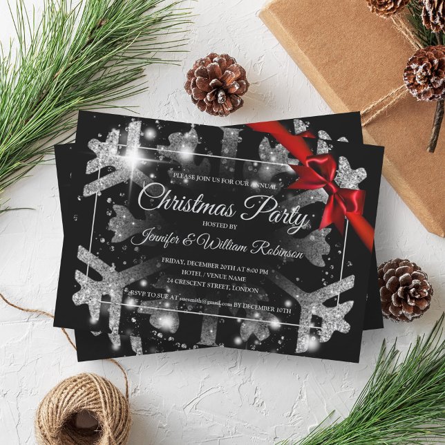 Luxe Silver Glitter Julafton Helgdag Red Ribbon Bl Inbjudningar (Luxe Silver Glitter Xmas Holiday Red Ribbon Black Invitation)