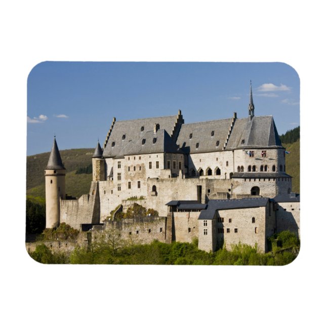 Luxemburg, Vianden. Vianden Chateau (15:e) Magnet (Horisontell)