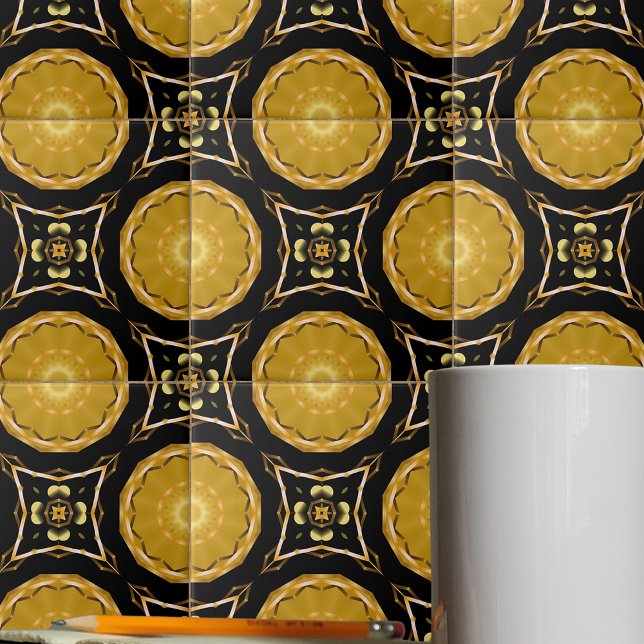 Luxury Arabesque Ethnic Mosaic Guld och Black Kakelplatta (Skapare uppladdad)