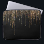 Luxury Chic Black Guld Sparkly Glitter Fringe Laptop Fodral<br><div class="desc">Detta glamorösa och lyxaktiga tryck är perfektens utformning för snyggt och trendig kvinna. Den har en faux glatt guld glitter-förgrening med faux glitter typografi ovanpå en enkel svart bakgrund. Det är en elegant, chic, trendig och en modern formgivning med en Hollywoodvibe! ***VIKTIG DESIGN-ANMÄRKNING: Om du vill ha en begäran från...</div>